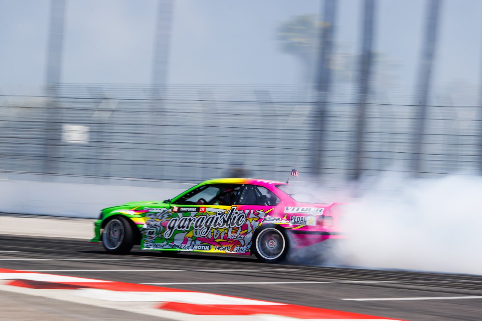 Vitour Tempesta Enzo V-02R - Spicy Cat Racing